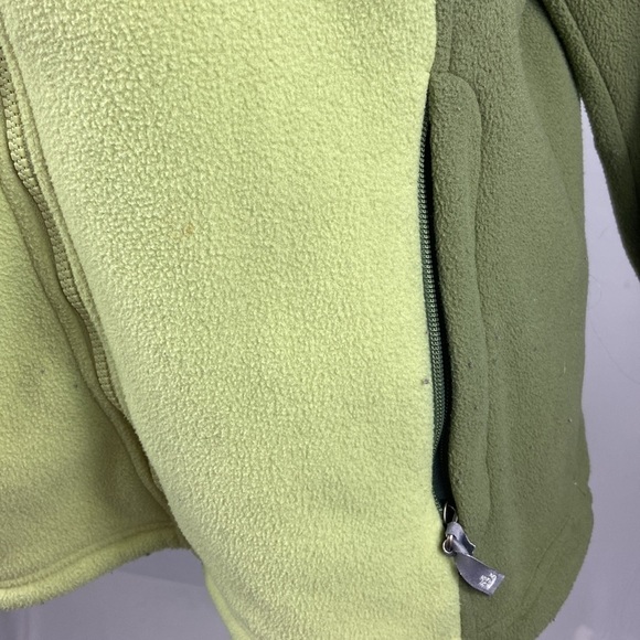 The North Face Two Toned Olive Green Fleece Zip Up Jacket - Picture 5 of 12